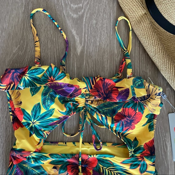 Vacation Playdate Floral Yellow Cutout One Piece Swimsuit - Picture 7 of 12